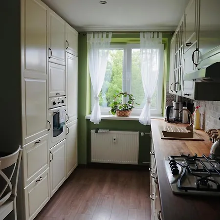 Krasny, Plne Vybaveny S Bezplatnym Parkovanim * Prievidza