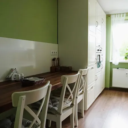 Krasny, Plne Vybaveny S Bezplatnym Parkovanim Apartment Prievidza