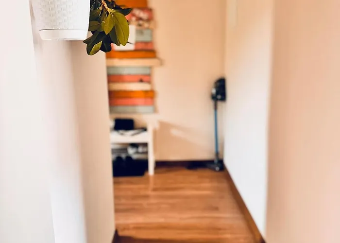 Krasny, Plne Vybaveny S Bezplatnym Parkovanim