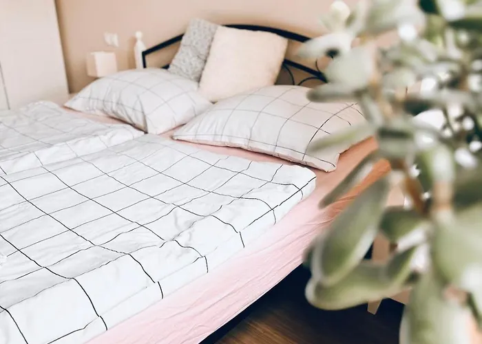 Krasny, Plne Vybaveny S Bezplatnym Parkovanim Διαμέρισμα Prievidza