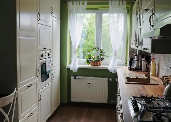 Krasny, Plne Vybaveny S Bezplatnym Parkovanim * Prievidza