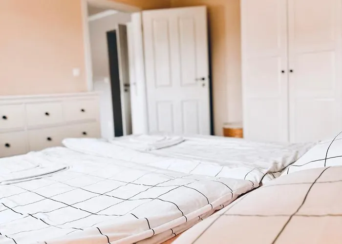 Krasny, Plne Vybaveny S Bezplatnym Parkovanim Διαμέρισμα Prievidza